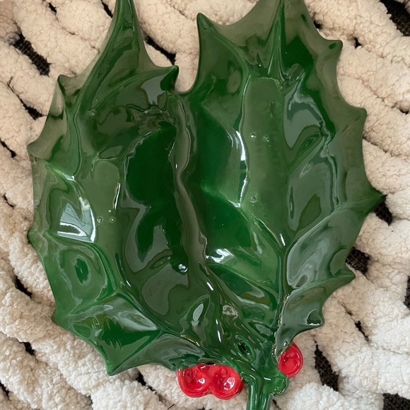 SET OF 2 VINTAGE CERAMIC HOLLY BERRY DIVIDED CANDY/RELISH/TRINKET DISH - Picture 7 of 11